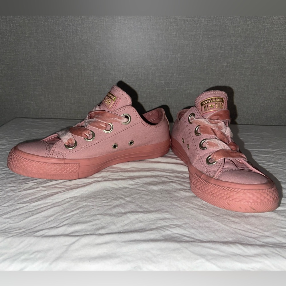 Millennial pink leather Converse low tops